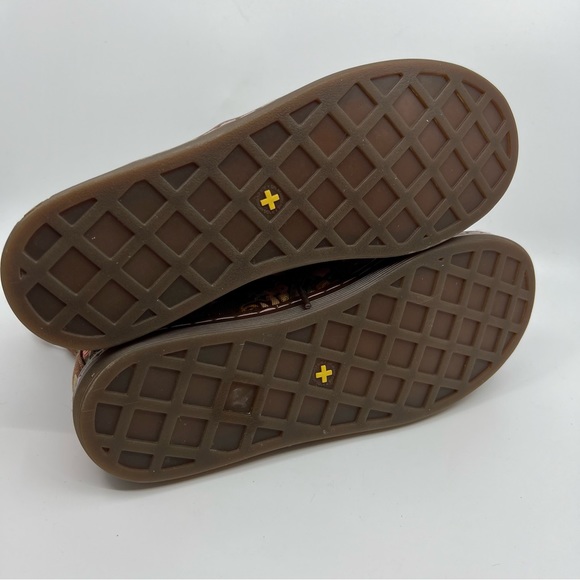 DR. MARTENS 8 Shoreditch Floral Rose Canvas Victorian Boots Low Profile - Picture 3 of 10